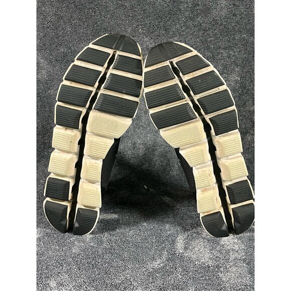 On Men’s Cloud, Black/White Running Shoe, Size 11 - Picture 7 of 8